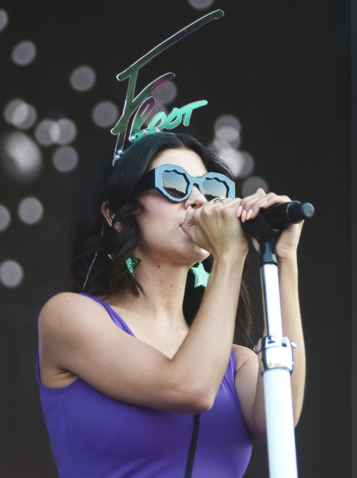 weheartdiamandis:    @ Sziget Festival 2015, Budapest, 14.08.2015  