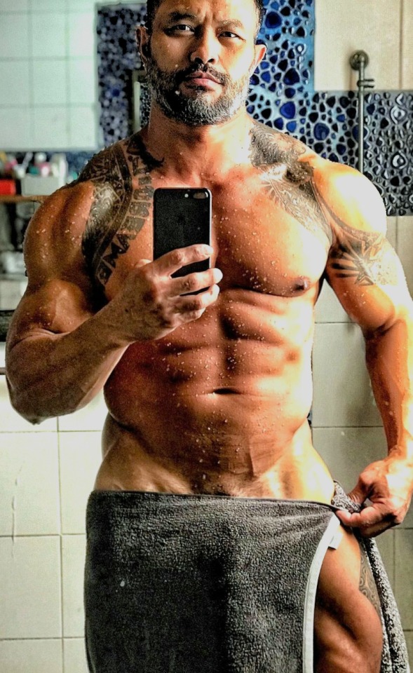 massivemuscledhunks - Manly Massive Muscled Males