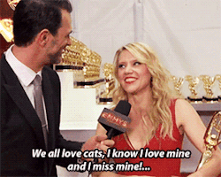 be–kind–to–one–another:  *wins an Emmy*  *talks about Nino* 