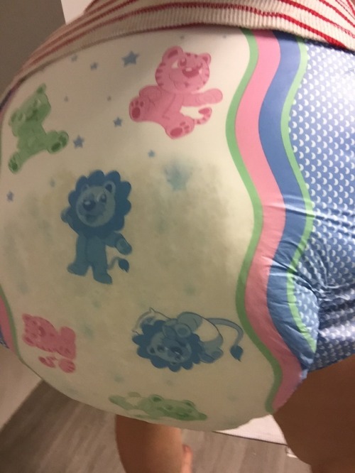 thelittlestpotat:  ourbillus74:  thelittlestpotat:   sissypetg:   thelittlestpotat:  thelittlestpotat:   Awww, did someone accidentally fill their potty pants last night? I thought you said you were a big girl. Is this what big girls do?  