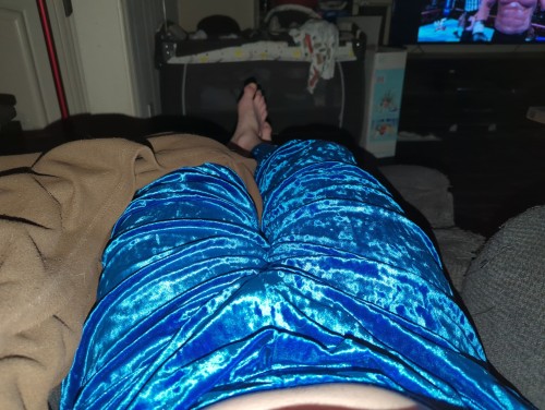 joemonster625 - I love wearing silk