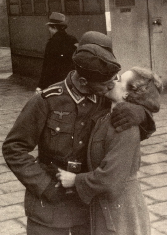 World War II Kissies adult photos