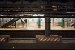 nyc-subway:  subway platform Source: Susan NYC