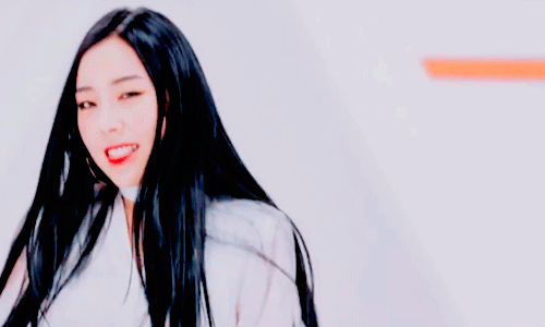 girlgroupedits: ashley in ‘’galaxy‘’ mv