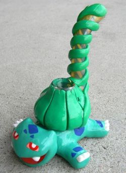 dematteoart:  Bowlbasaur, Bubblersaur, Smokemon, Tokemon? Bulbasaur bubbler by DeMatteo Art.