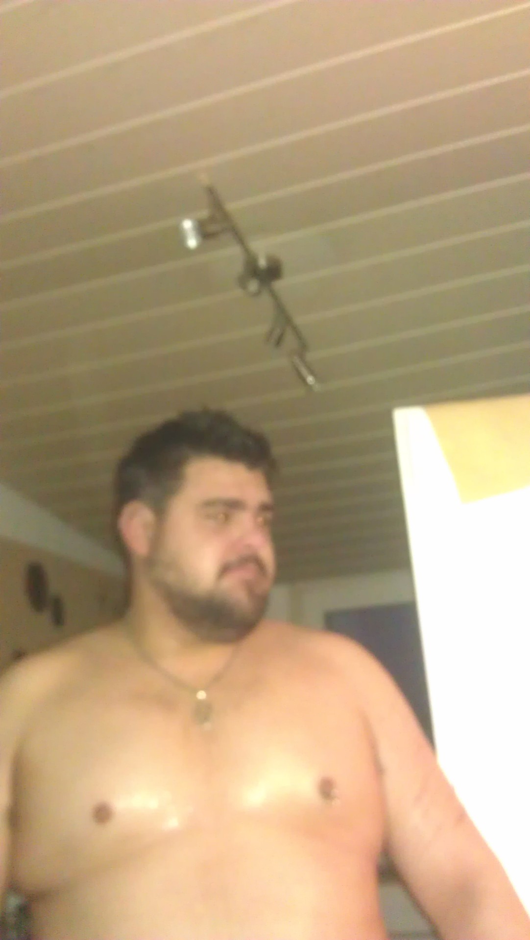 raging-heaven:  best thing in winter….hot showers :P sry bit blurry ^^