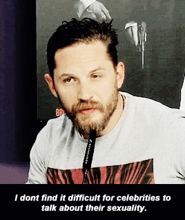 fuckyeahsnackables: dragqueeneames:   LEGEND Press Conference [TIFF 2015] x Reporter: Our question is for Tom Hardy. In the film your character Ronnie is very open about his sexuality. But given interviews you’ve done in the past your own sexuality