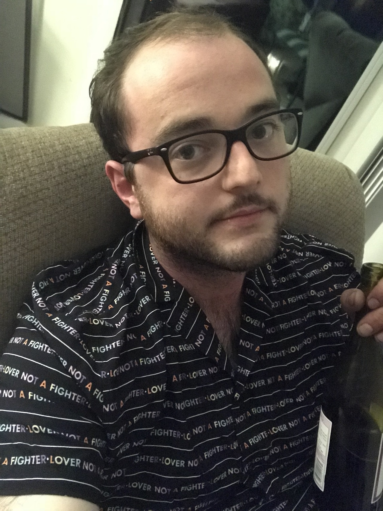 ohnocomics: I’ve had one of the worst weeks in recent memory but I look okay and I’m wearing the shirt I bought for pride but never got to go. But! I’m gay!  