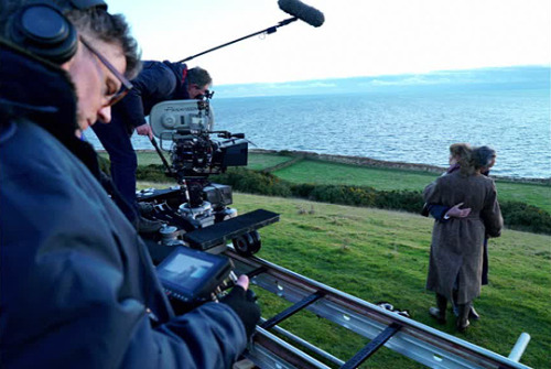 cinemamonamour:Behind the Scenes of Phantom Thread (2017)Photographs by Michael Bauman