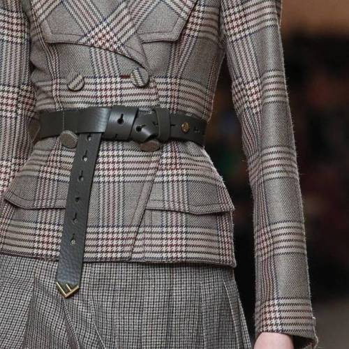 Fendi Fall/Winter 2018 Collection | Details