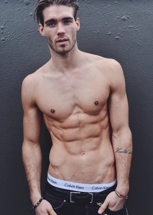 jawdroppingmen: If you love sexy shirtless men you should follow my tumblr page: http://jawdroppingm