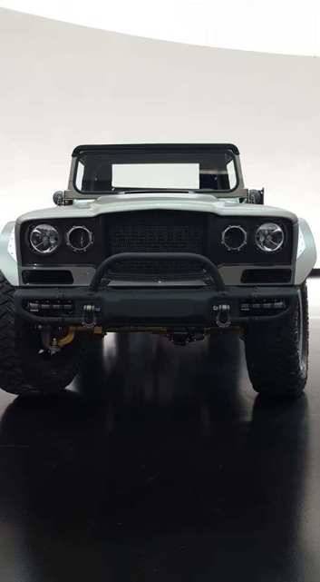 jacdurac:   Jeep M 715 Five-Quarter Restomod at Easter Jeep Safari  