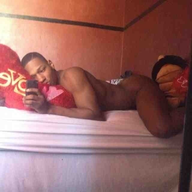 theblackclarkkent:  😛WickedWeekends😋 And He Said He Was A Top !