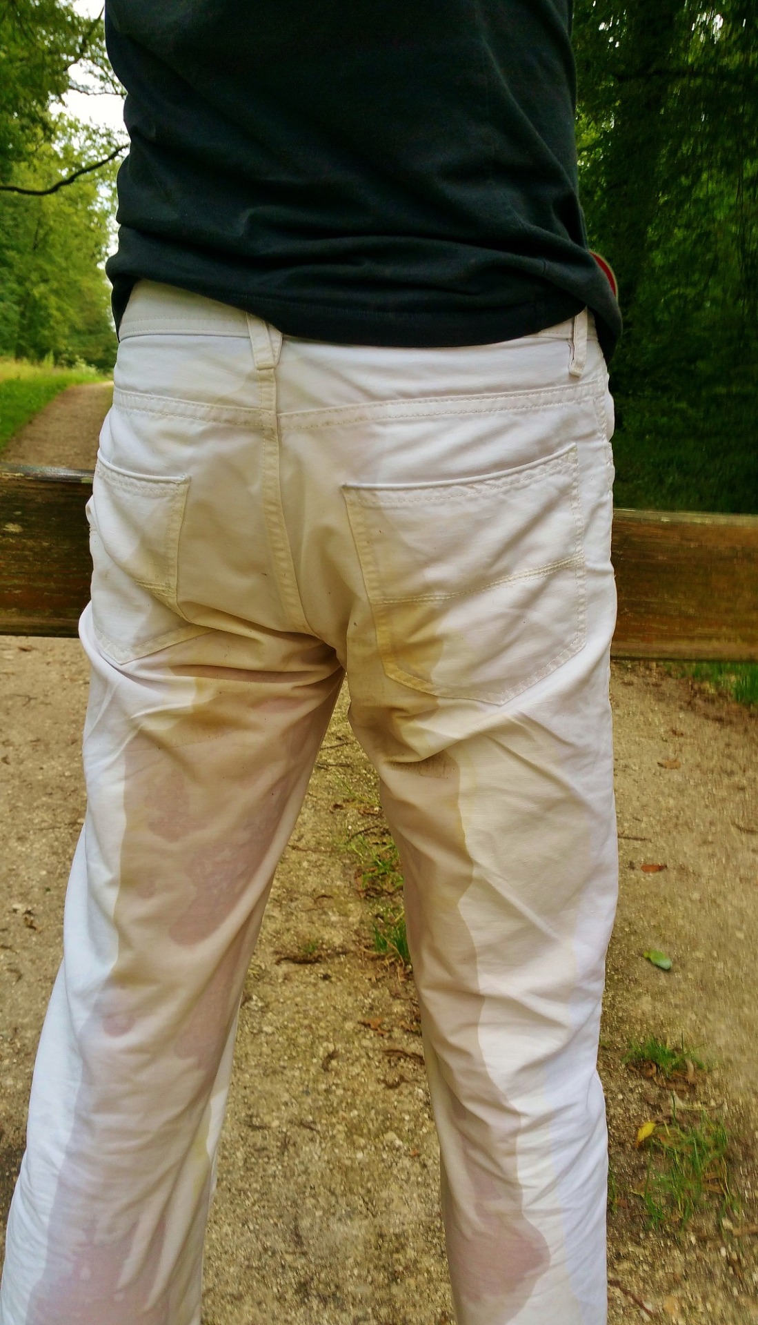 tattsandkink1:  xnpee:  I pee a lot in my pants. People look at my dirty pants ;)