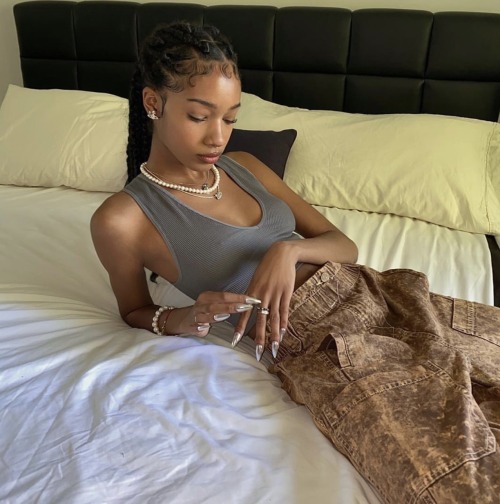 VIBE$