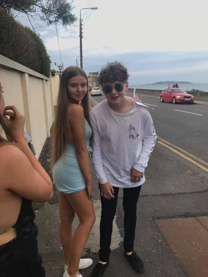 wankingismylifemk9:Drag her around by that long hair and hatefuck her in every room