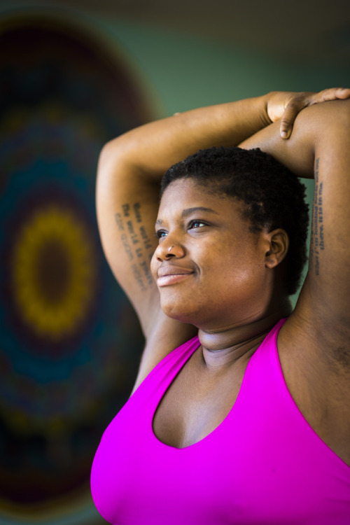 How an Instagram yoga star ignores trolls, shines light on body acceptanceThere’s a yoga instructor 