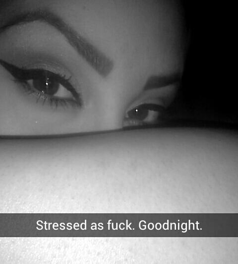 I just wanna sleep. noches.