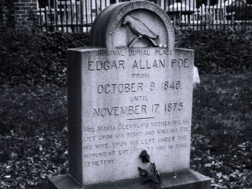 annabellioncourt: fectusing: The Mysterious Death of Edgar Allan Poe Edgar Allan Poe is arguably one