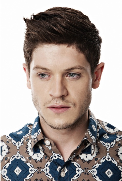 fuckyeahcuteactors:  Iwan Rheon   porn pictures