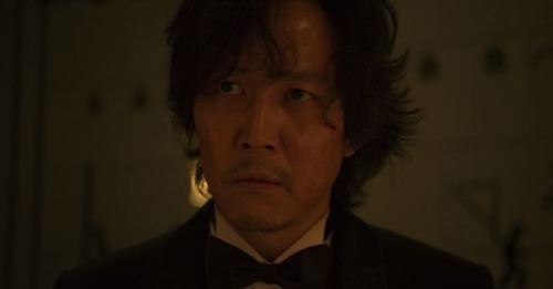 Is Bad To Want Gi-Hun To Go Bad Shit Crazy? Like… He Still Keeps His Humanity While Going Bad Shit