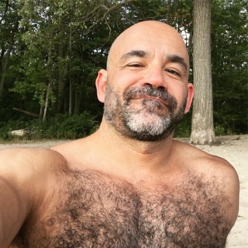 Beefy Furry Daddy adult photos