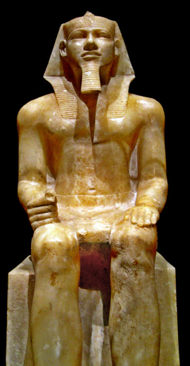 Seated alabaster statue of the Fourth Dynasty pharaoh Khafra/Khafre/Khefren (r. ca. 2558-2532 BCE). 