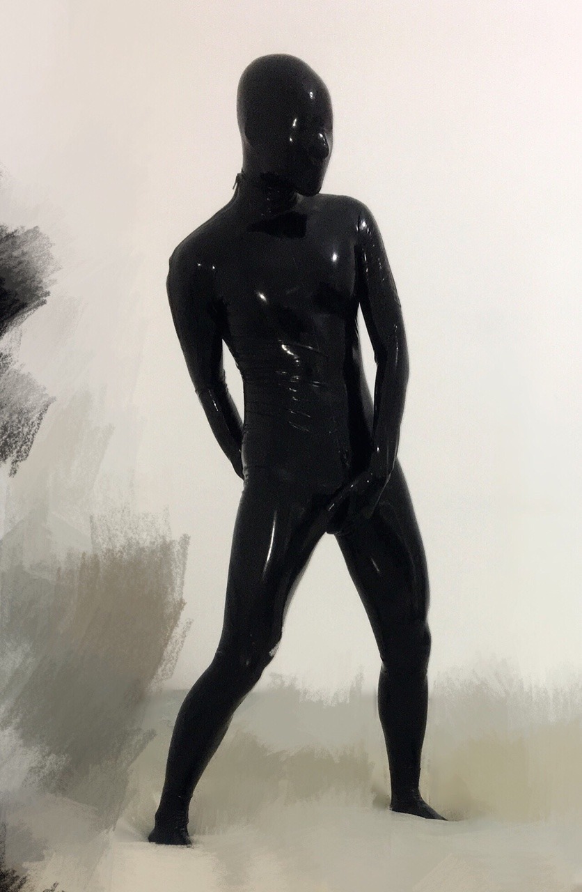 boyryan54:  chrisjado:  Just join Tumblr! Follow me if you like this😘  Where are