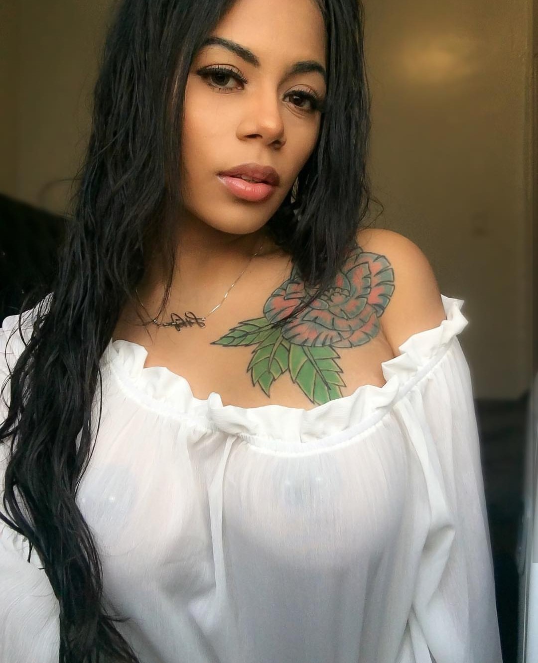 jazziedadd: DeliciouslySexy. Curvy. BootiDelicious Mami.     Ms Estrella.Kat 💙