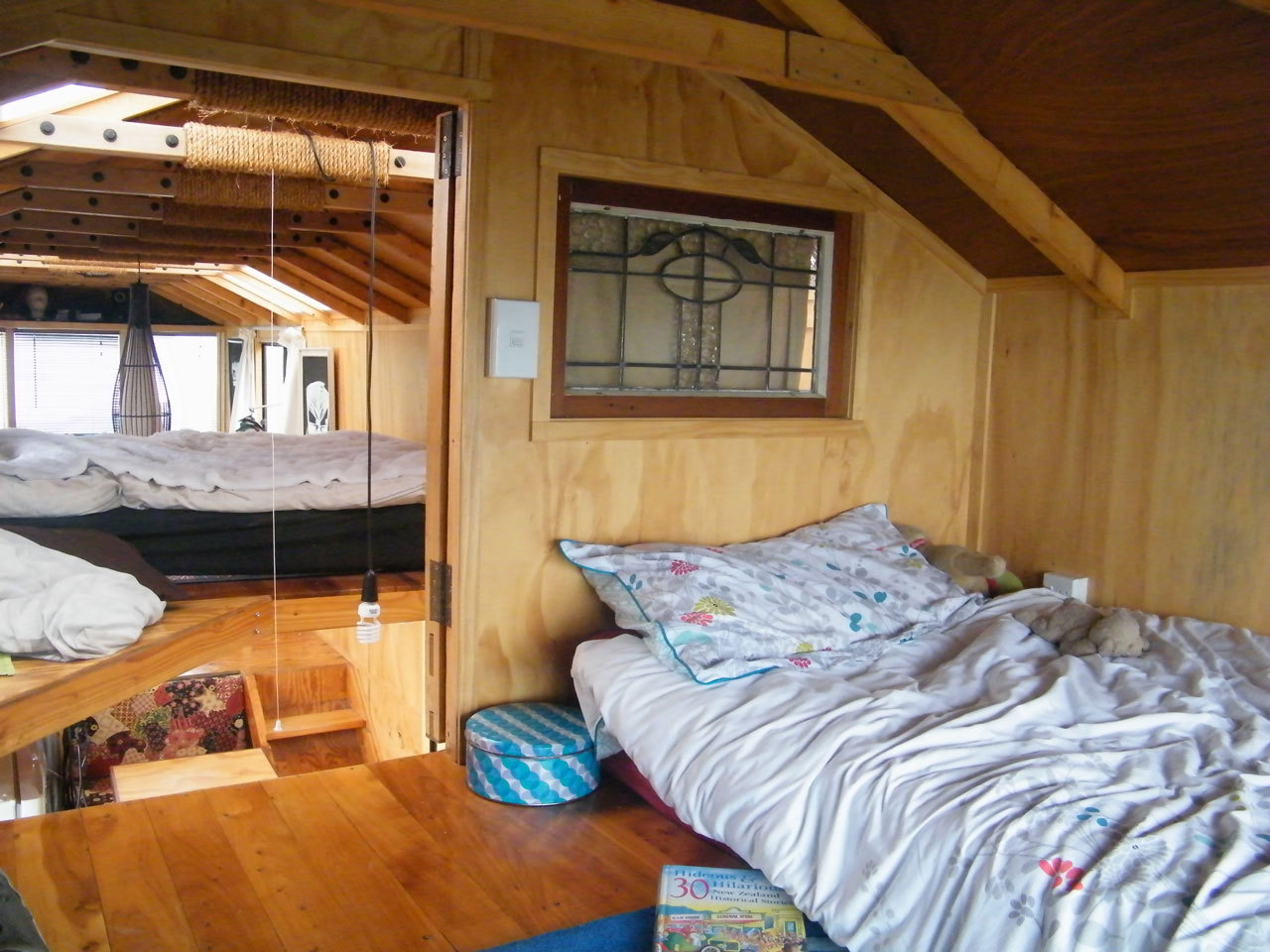 cabinporn:  Repurposed Horse Trailer in Taylors Mistake, New Zealand.Contributed