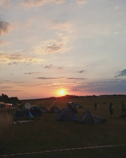 #sundiwn at #flufffest #fluff18 #fluff18 #festival #sky  (hier: Fluff Fest)