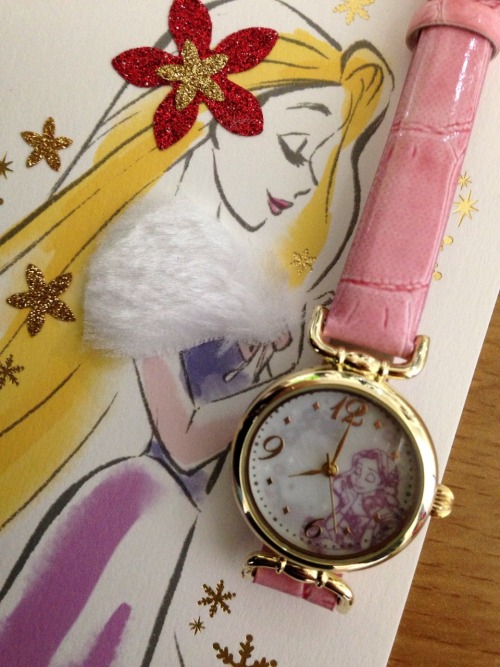 3D Princess watches featuring Rupunzel and Elsa.