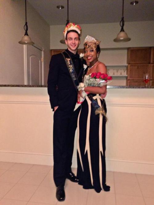 buttacream18:  famousbwwmcouples:  Prom 2k15: Interracial Edition part 1  I love this 🙌🏾🙌🏾😩😩!!! I didn’t have a prom date 😢😢