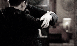 HAPPY BIRTHDAY MAGNUS BANE 