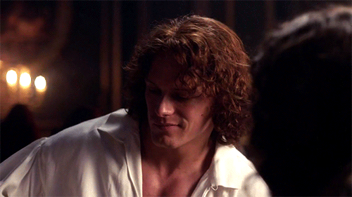 paperlanternlit:  Just a little Jamie to light up your day. How has Sam Heughan lived up to your ide