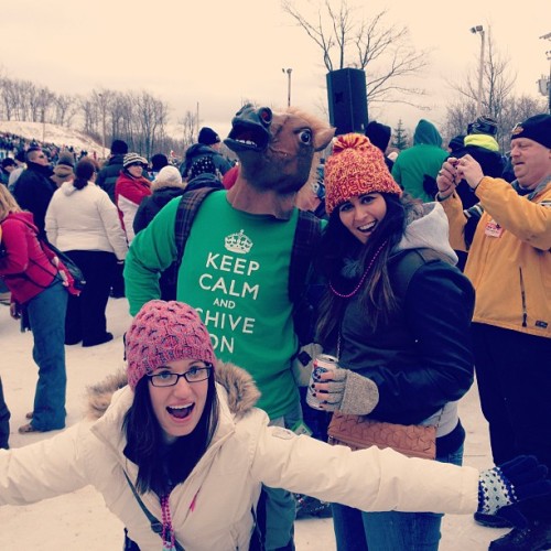 adventuresofaneverydaygirl:  Keep calm and chive on #kcco #cardboardclassic #thechive 