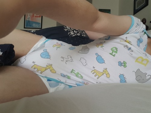 Waking up is always a good time to show off your diapers. Wife is asleep but she just checked me. Mo