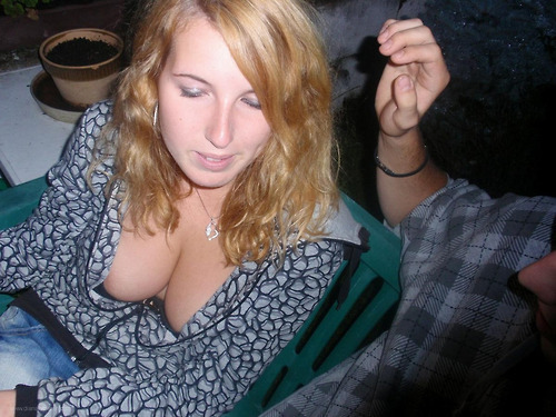 Nipple Slip Nude Girls