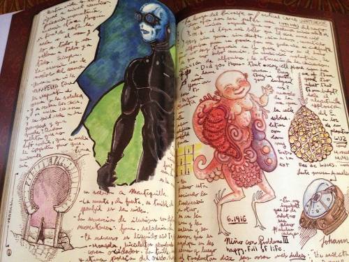 Guillermo del Toro Cabinet of Curiosities – Striking artifacts from one of the masters of fantasy and horror
Guillermo del Toro Cabinet of Curiosities: My Notebooks, Collections, and Other Obsessions
by Guillermo del Toro and Marc Scott Zicree
Harper...