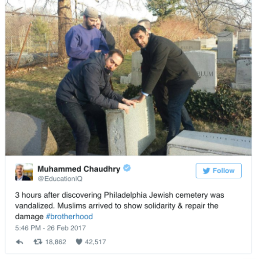 the-movemnt:Muslim Marine Tayyib Rashid is offering to stand guard for Jewish cemeteries, synagogues