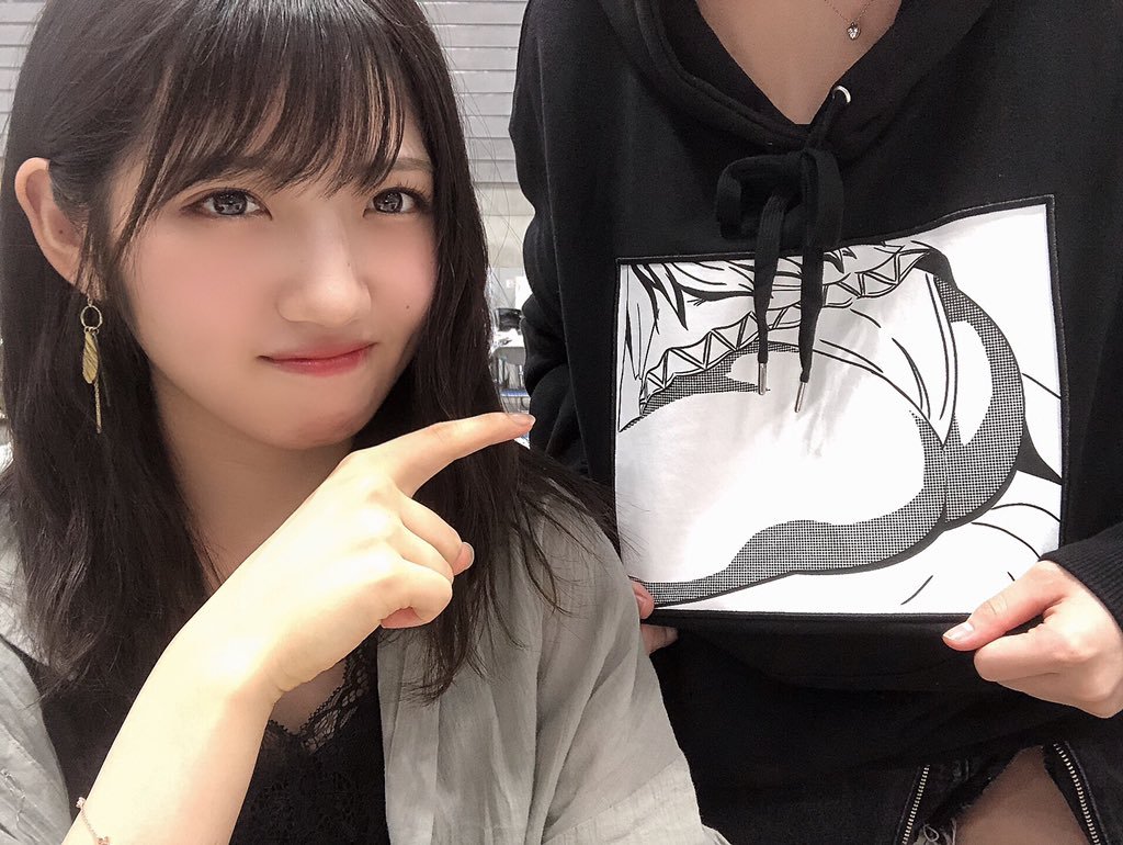 punkish48:The oshiri sisters (and me) are proud of you my darling~(Yuiri looks disappointed