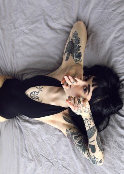 thedropdeadgirls:  Hannah Snowdon for Jade