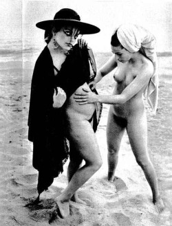 Boredteenagers-Site: Nina Hagen &Amp;Amp; Ari Up