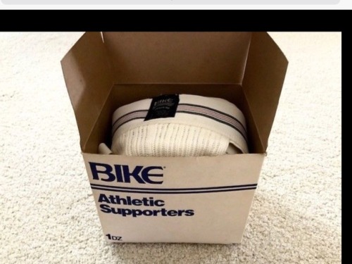 realbroswearbike:That feeling of unboxing your BIKE