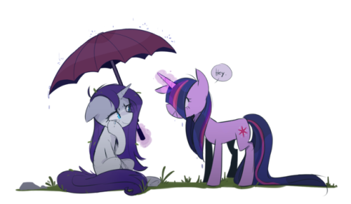 rarilightdoodles:protect the upset diamond gf horse from the rain 