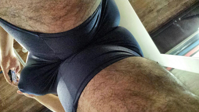 boxbrfs:hungbob:Bulge pics accepted at hung_bob@hotmail.comG-spot from below