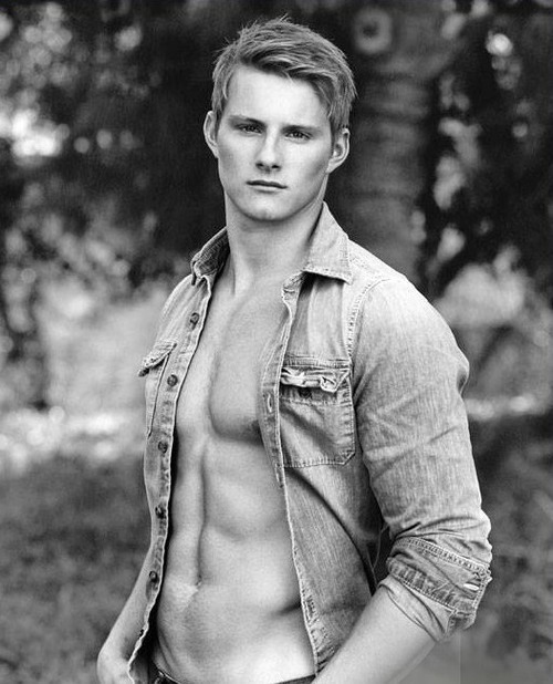 eclettichevisioni:  Alexander Ludwig | pose