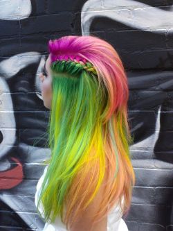 official-dollswithdye:bright girly summer