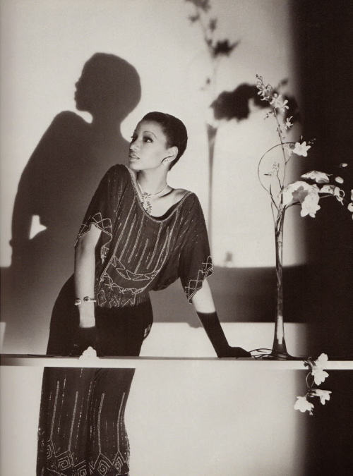 Vogue Paris March 1978, Ombres et Lumières Mounia by Horst p. Horst