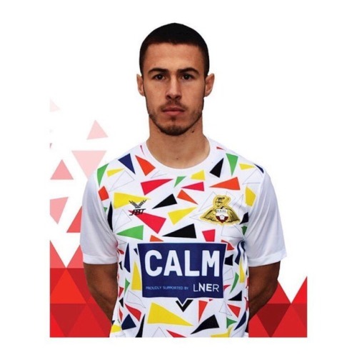 This is ace. Doncaster Rovers third shirt was design by an 11 year old Nate Nisar to raise awareness for mental health. Nate loves triangles as they’re retro 🔥
https://www.instagram.com/p/BrPs9qQFS81/?utm_source=ig_tumblr_share&igshid=v33nu5oyvqjf